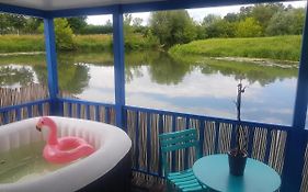 Cottage insolite option jacuzzi Seurre proche Beaune vue panoramique sur l'eau